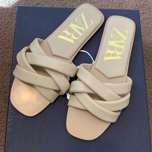 Zara Slippers Nude size 38